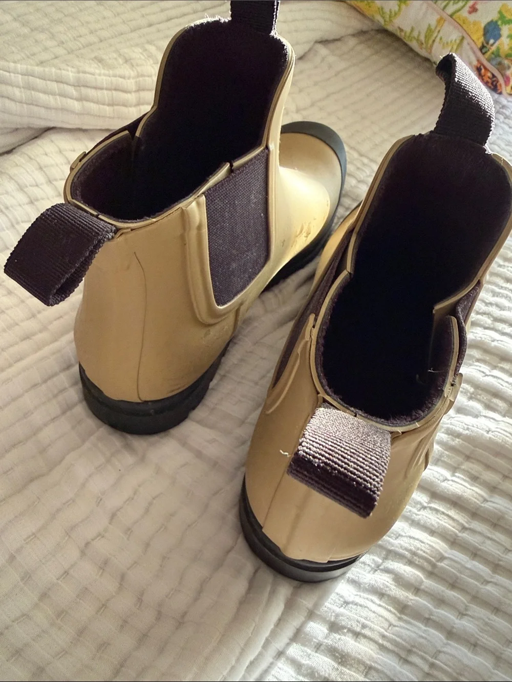 Everlane Two-Tone Chelsea Rain Booties in Tan and Black
